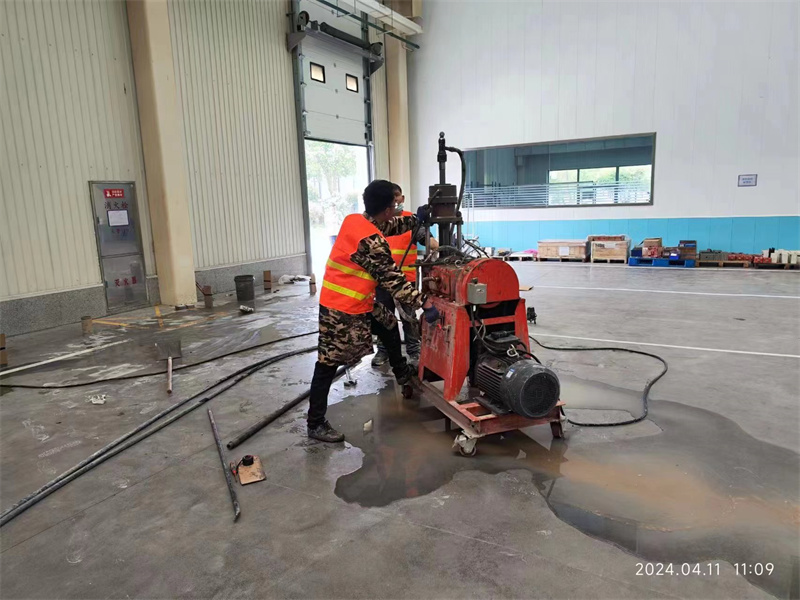 天全厂房地面下沉塌陷注浆加固施工